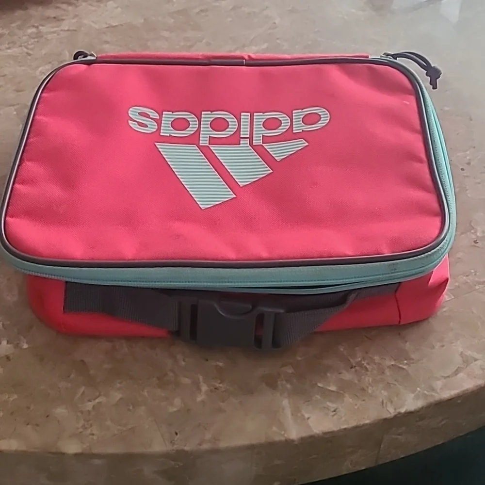 Adidas Lunch Box - Picture 2 of 5